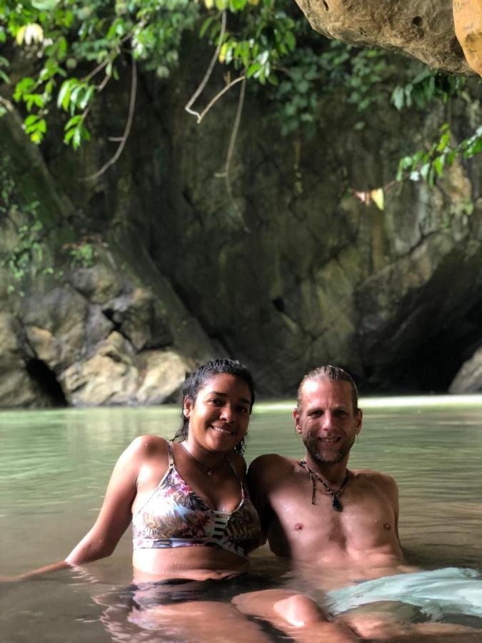 Green Lodge Tangkahan Luaran gambar